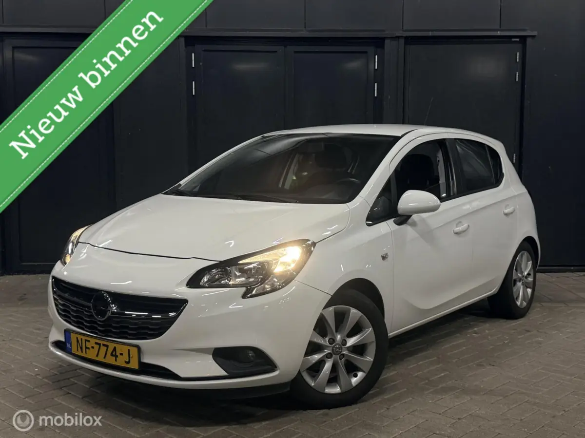 1.4 Edition stuur en stoelverwarming/carplay/crui