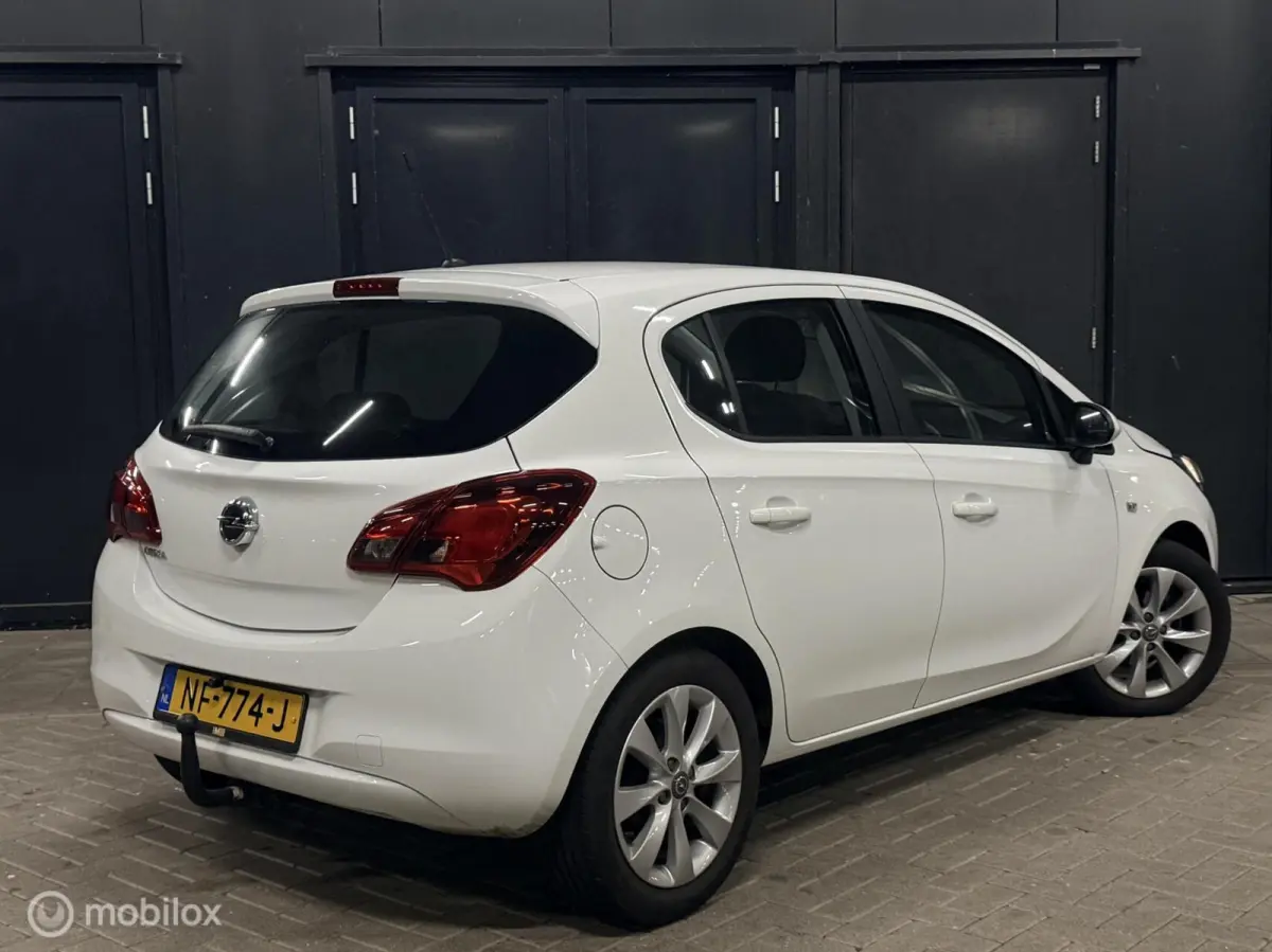 1.4 Edition stuur en stoelverwarming/carplay/crui