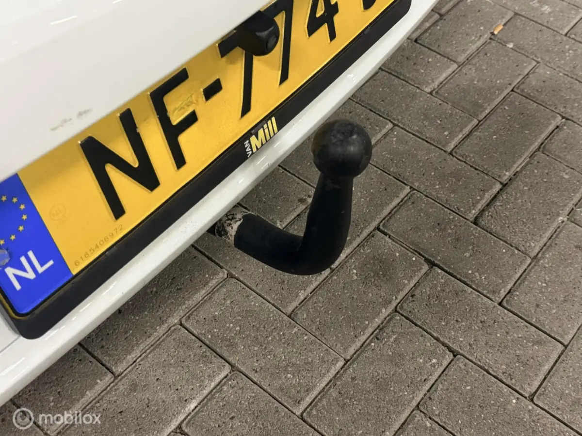1.4 Edition stuur en stoelverwarming/carplay/crui