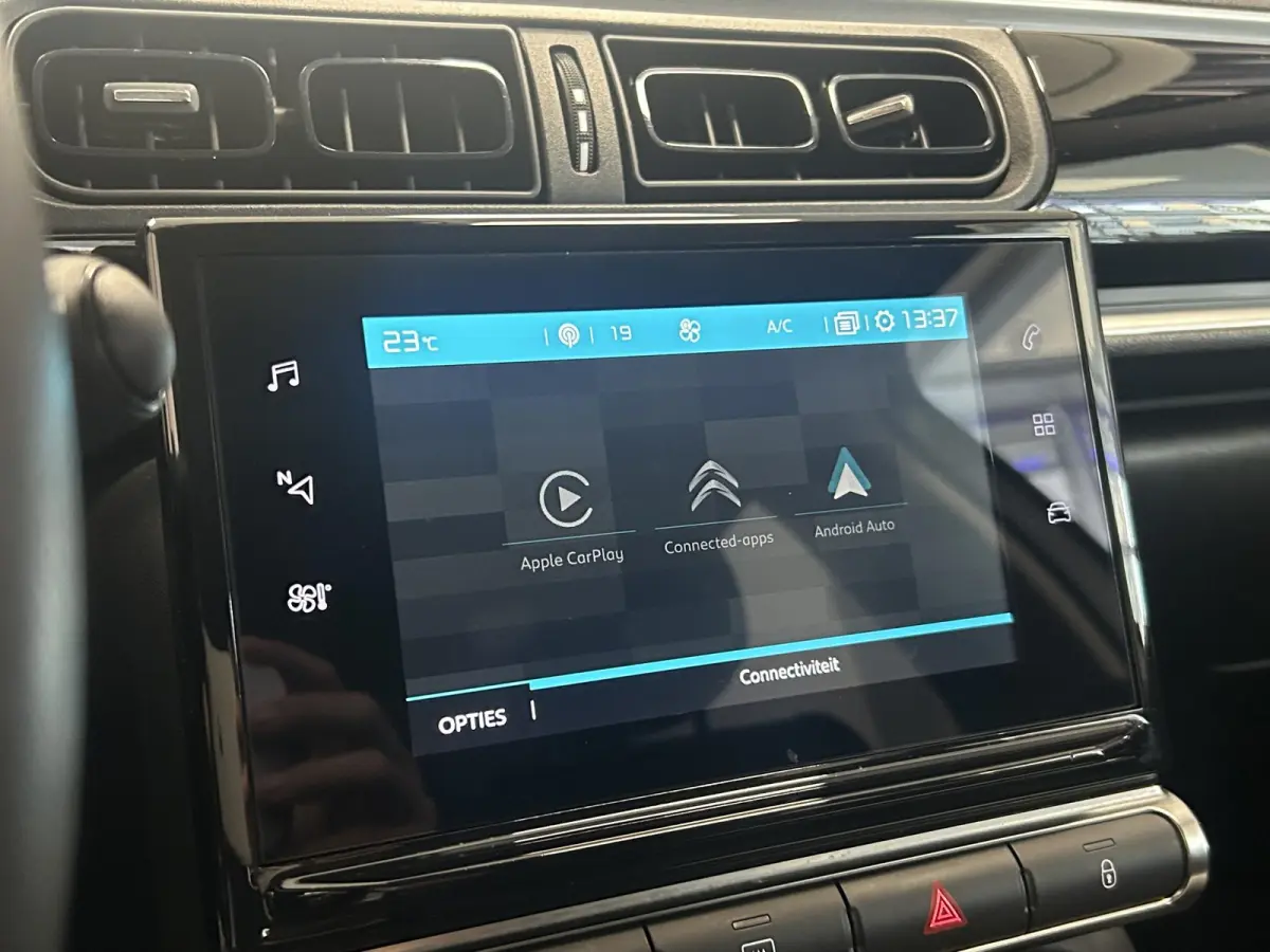 1.2 PureTech Feel | Navigatie | Climate control | Apple Carplay/Android Auto