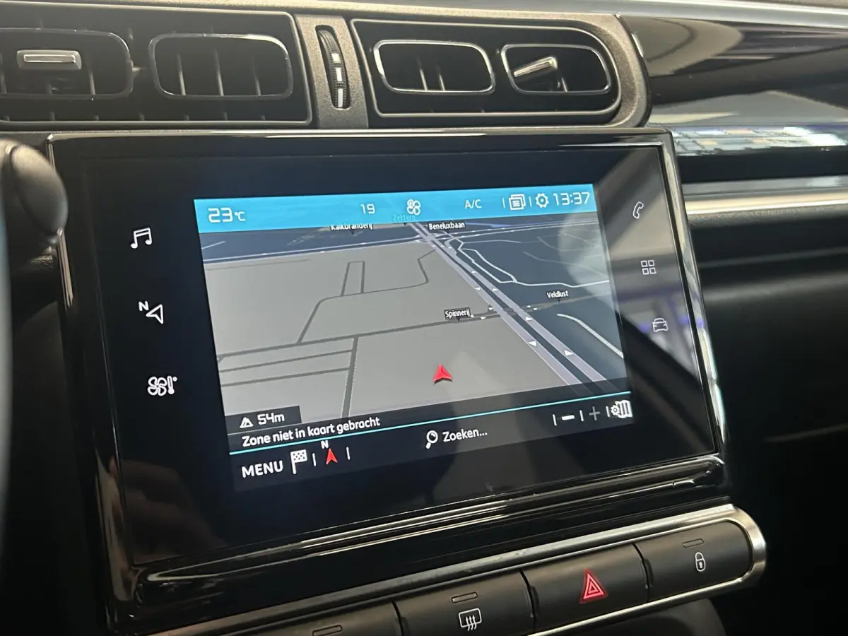 1.2 PureTech Feel | Navigatie | Climate control | Apple Carplay/Android Auto