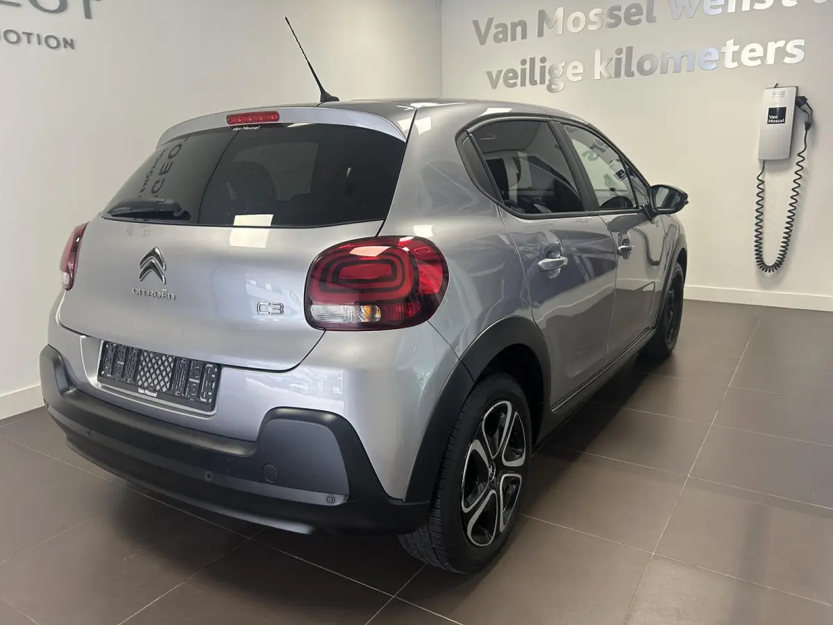 1.2 PureTech Feel | Navigatie | Climate control | Apple Carplay/Android Auto