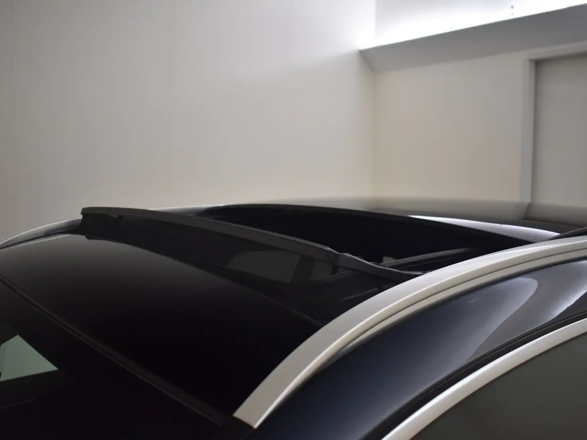 250 4MATIC AMG Line l Pano Dak l Leder/Alcantara l Trekhaak l Dodehoek Detectie l AMG l Sfeerverlichting l