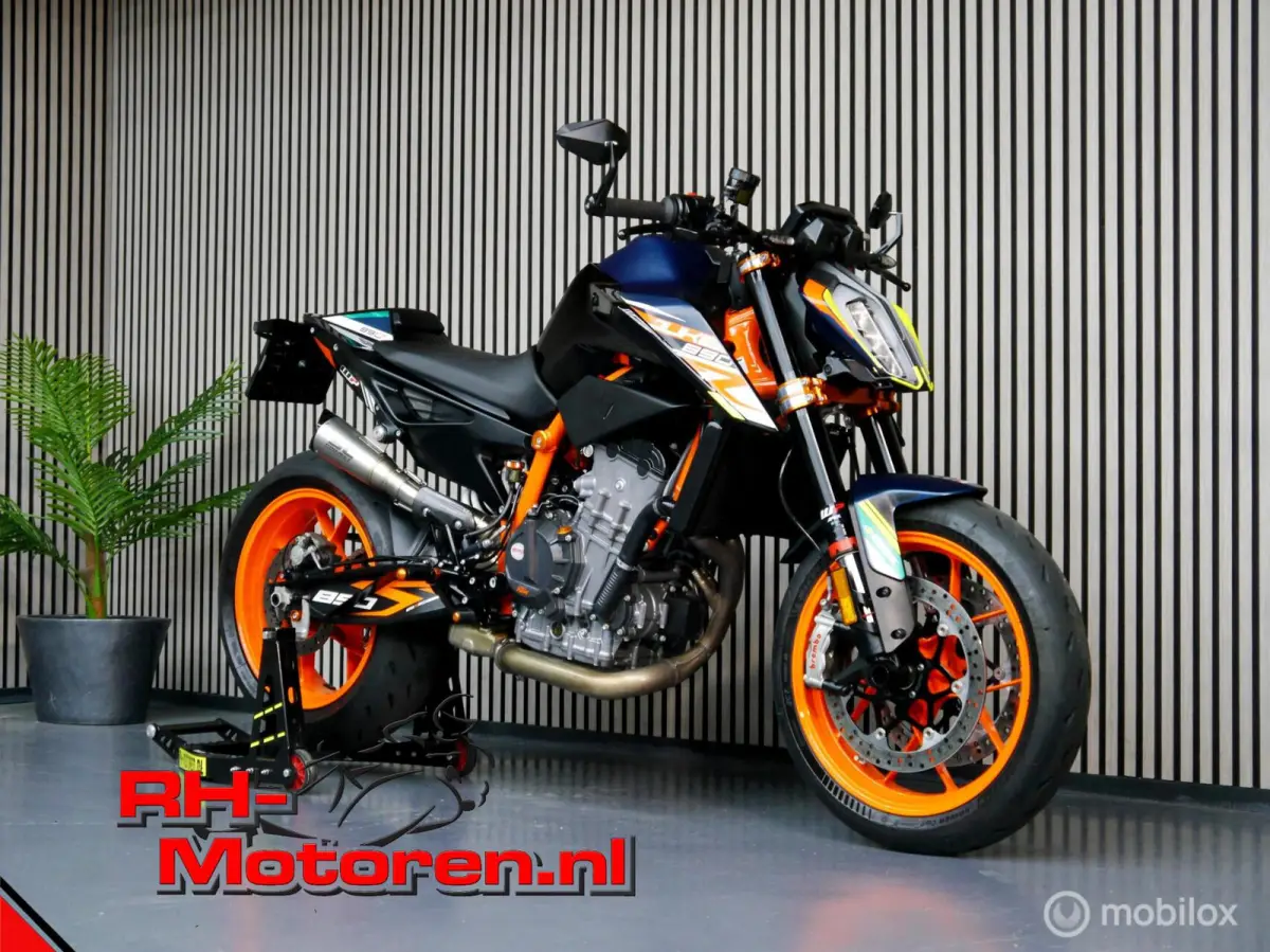Ktm 890 Duke Abs 2024 Benzine Handgeschakeld leasen