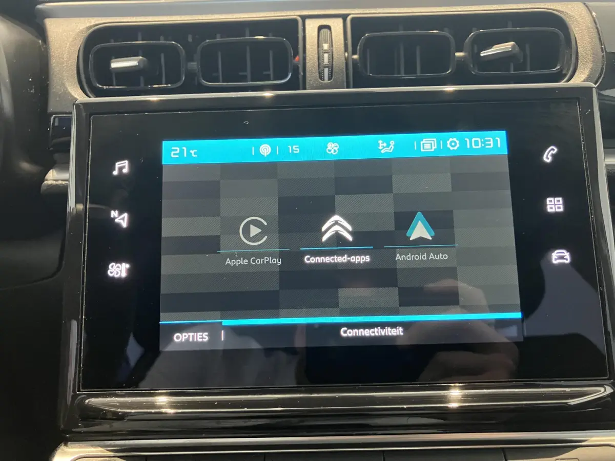 1.2 PureTech Feel 82 PK | Airco | Sensoren Achter | Apple Carplay & Android Auto