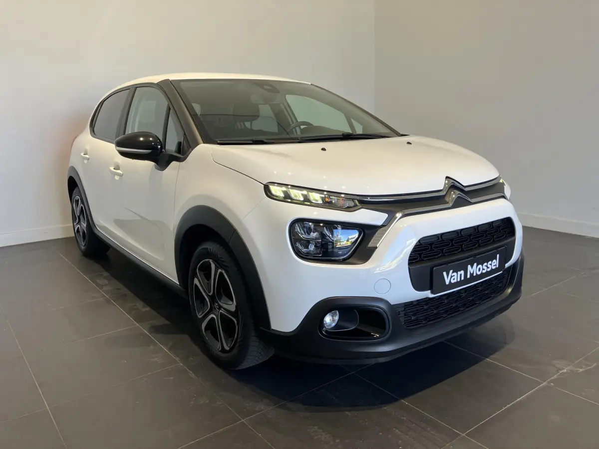 1.2 PureTech Feel 82 PK | Airco | Sensoren Achter | Apple Carplay & Android Auto