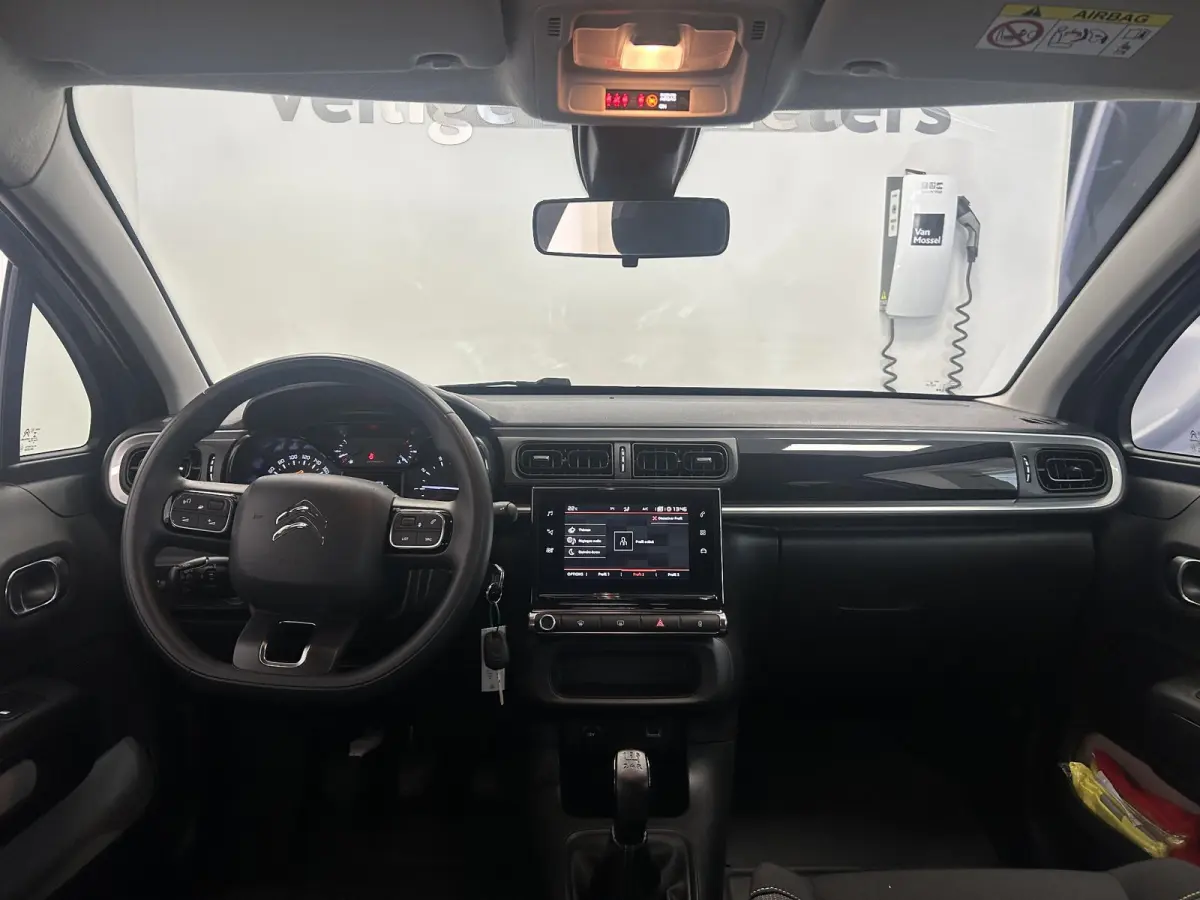1.2 PureTech Feel | Navigatie | Parkeersensoren | Apple Carplay/Android Auto