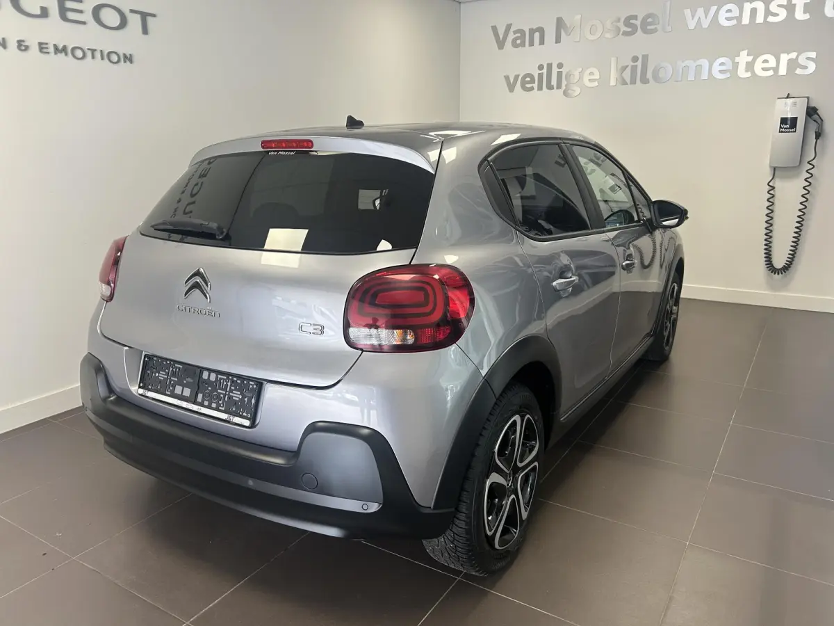 1.2 PureTech Feel | Navigatie | Parkeersensoren | Apple Carplay/Android Auto