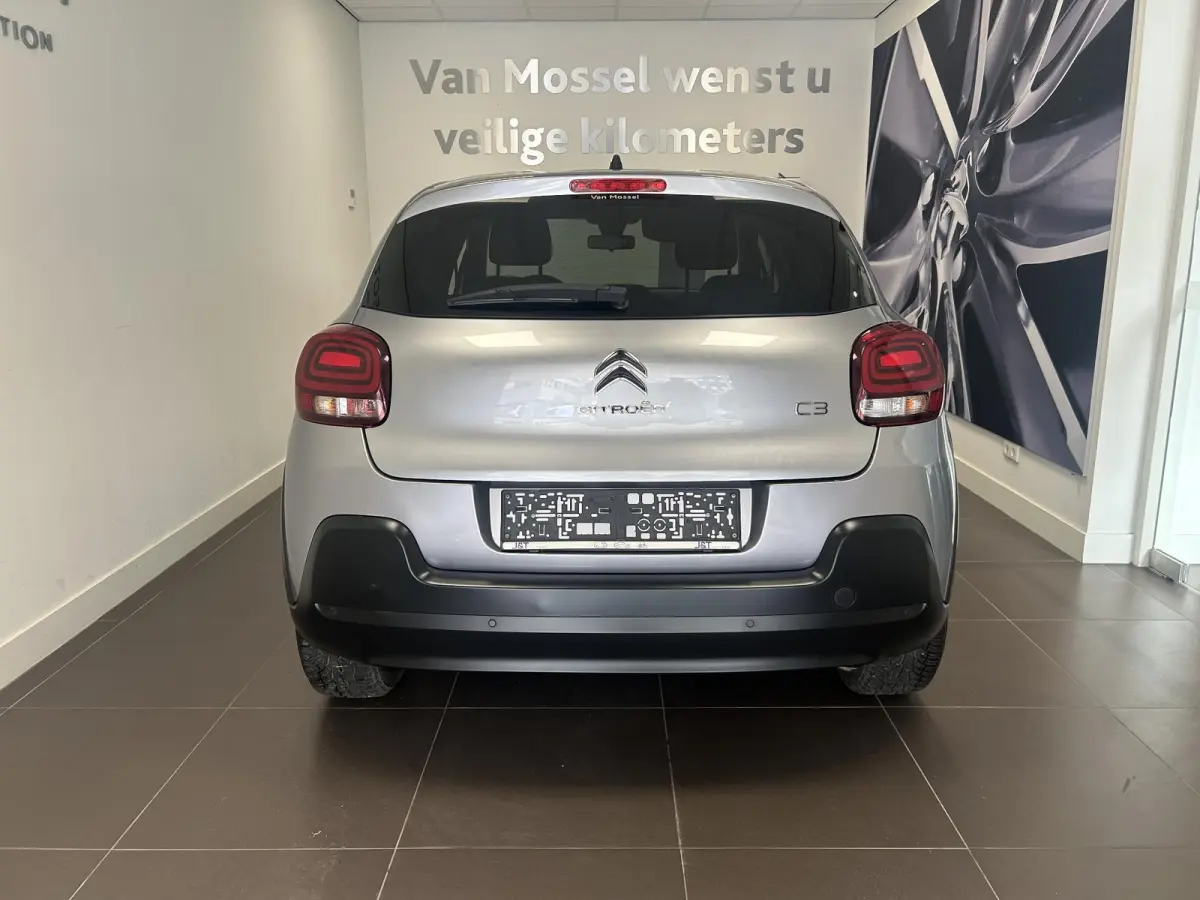 1.2 PureTech Feel | Navigatie | Parkeersensoren | Apple Carplay/Android Auto