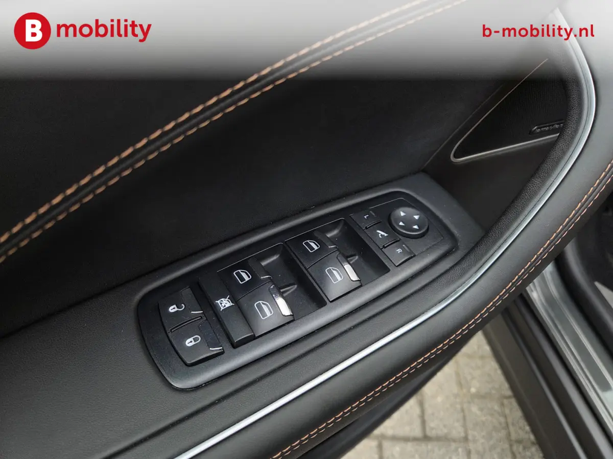 3.0 V6 SQ4 AWD GranLusso "Verde Ossido" Panoramadak NL auto! | Harman/Kardon | Soft Close | Achteruitrijcamera | Elek. Stoelen