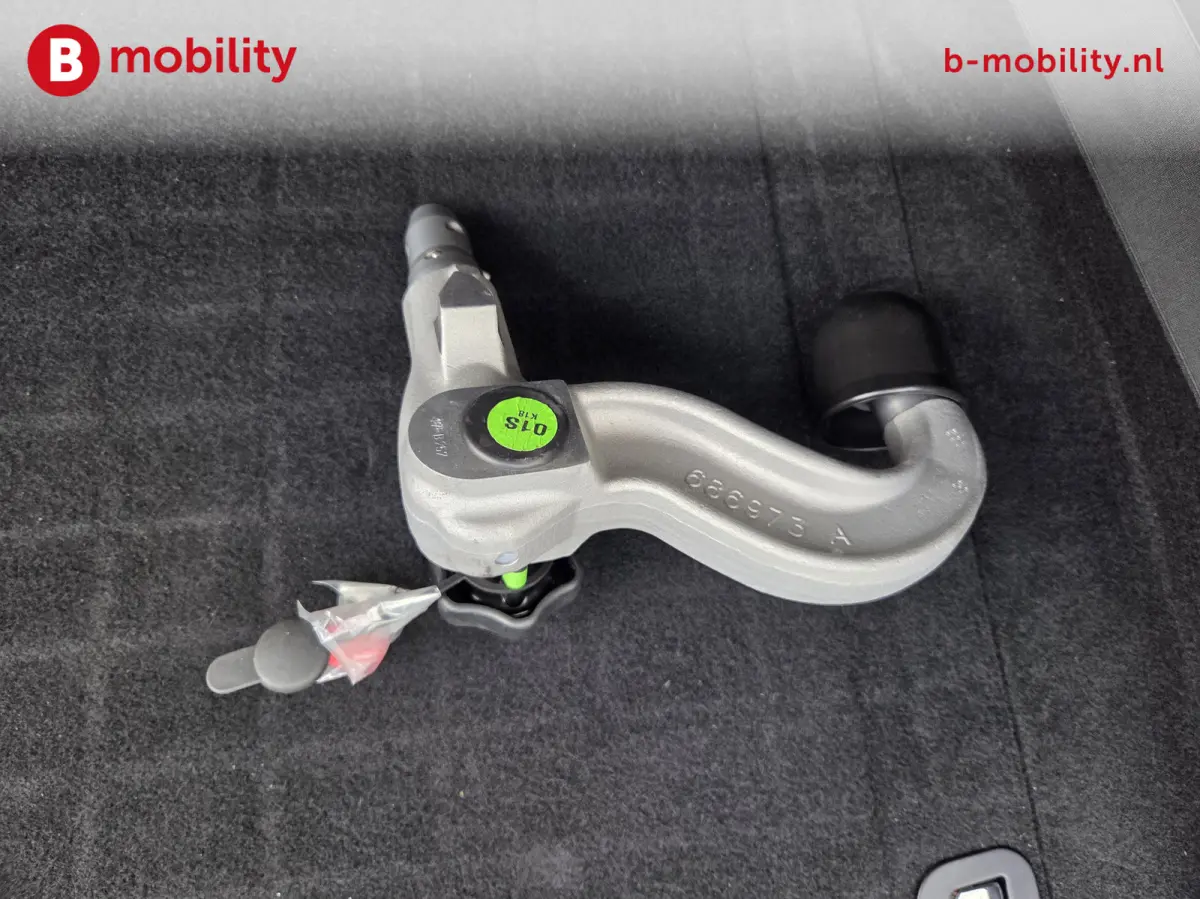 3.0 V6 SQ4 AWD GranLusso "Verde Ossido" Panoramadak NL auto! | Harman/Kardon | Soft Close | Achteruitrijcamera | Elek. Stoelen