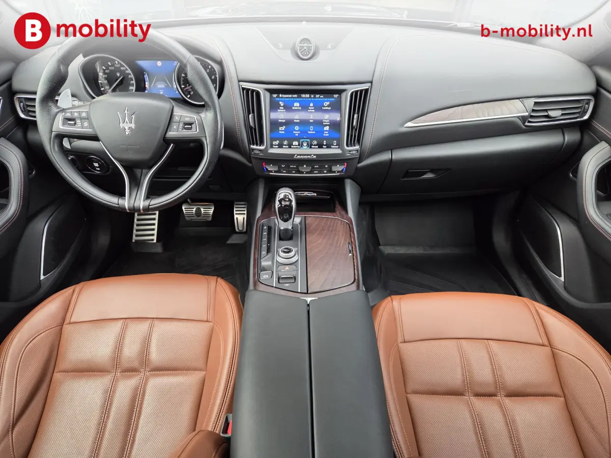 3.0 V6 SQ4 AWD GranLusso "Verde Ossido" Panoramadak NL auto! | Harman/Kardon | Soft Close | Achteruitrijcamera | Elek. Stoelen