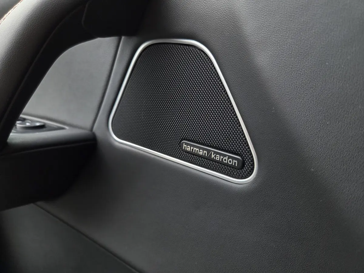 3.0 V6 SQ4 AWD GranLusso "Verde Ossido" Panoramadak NL auto! | Harman/Kardon | Soft Close | Achteruitrijcamera | Elek. Stoelen