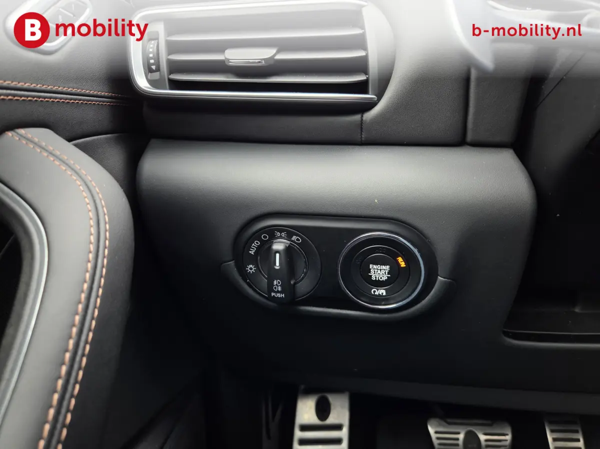 3.0 V6 SQ4 AWD GranLusso "Verde Ossido" Panoramadak NL auto! | Harman/Kardon | Soft Close | Achteruitrijcamera | Elek. Stoelen