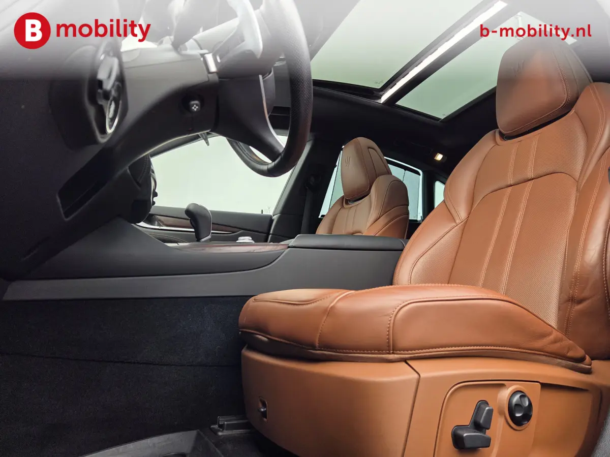 3.0 V6 SQ4 AWD GranLusso "Verde Ossido" Panoramadak NL auto! | Harman/Kardon | Soft Close | Achteruitrijcamera | Elek. Stoelen