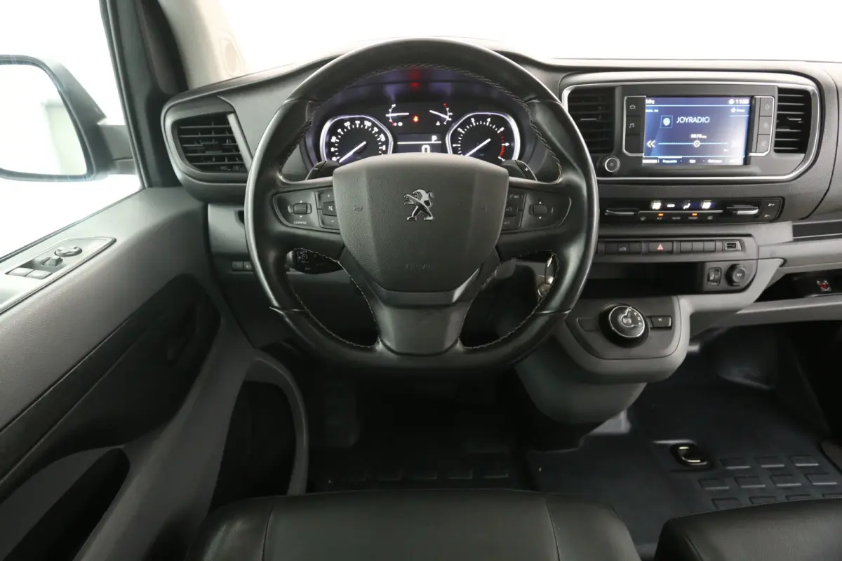 Peugeot Expert 2.0 BlueHDI L3H1 | Marge | Automaat | Clima | Cruise | Camera | 3 Zits | Carplay | 2xSchuifdeur | Parkeersens.
