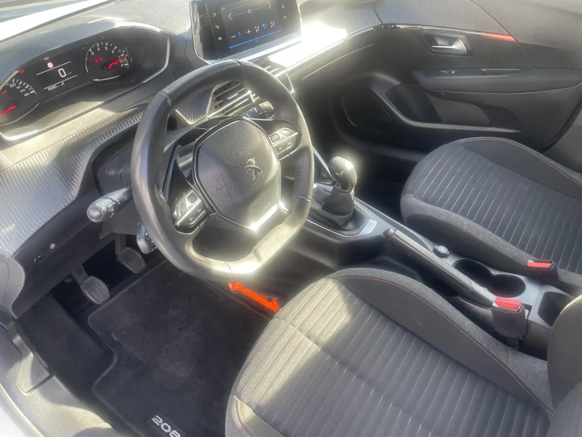 1.2 PureTech Active Pack | Airco | Cruise Control | Apple Carplay/ Android Auto |