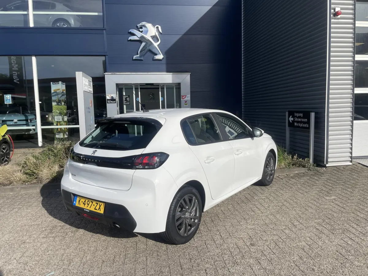 1.2 PureTech Active Pack | Airco | Cruise Control | Apple Carplay/ Android Auto |