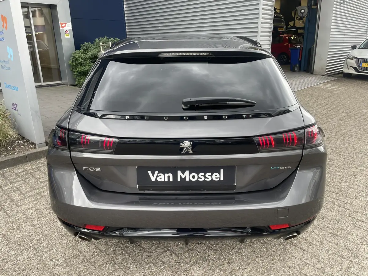 1.6 HYbrid 225 GT