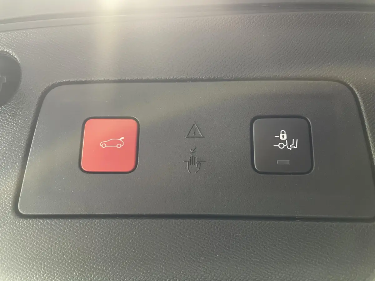 1.6 HYbrid 225 GT