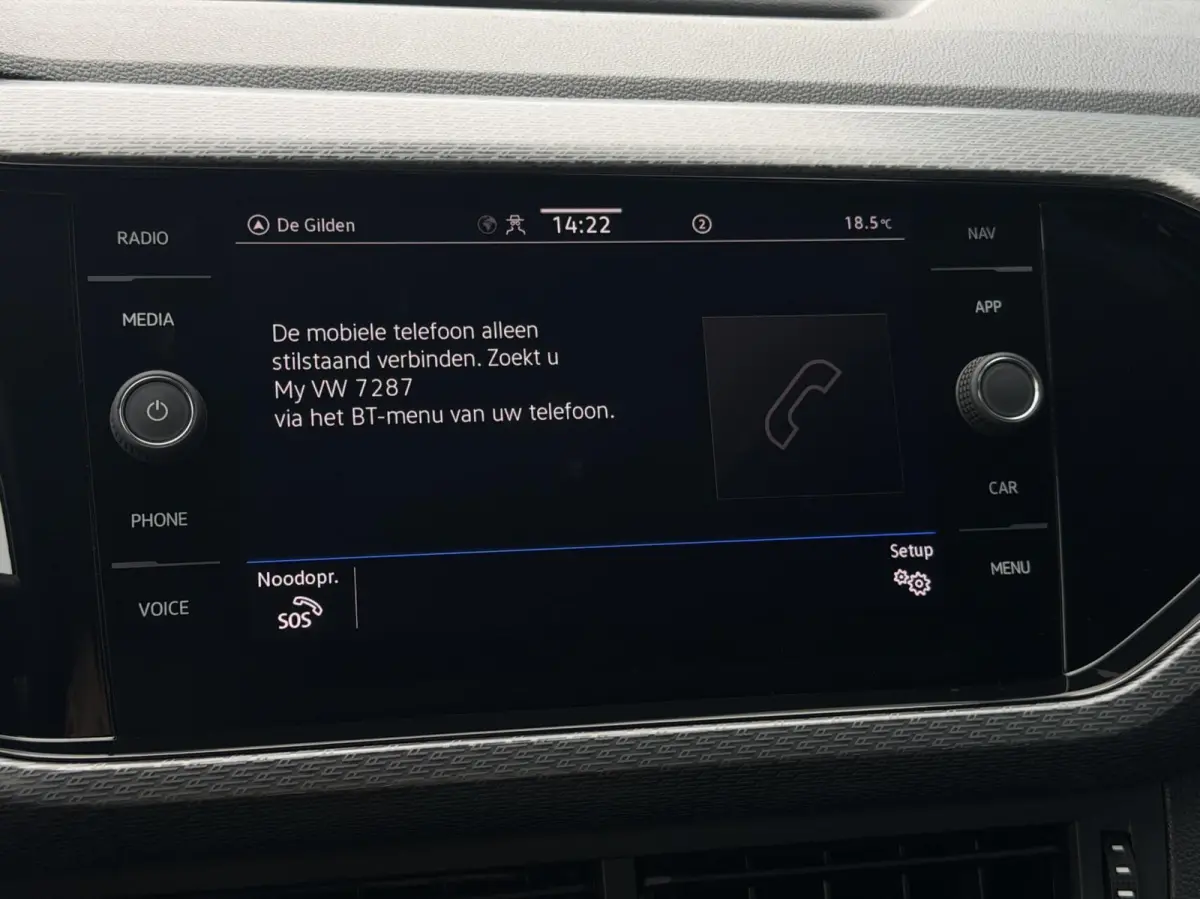 1.0 TSI DSG AUT. 110PK R-Line | ADAPT.CRUISE | CAM | CARPLAY | NAV | PDC | LED | DIGI.DASH | STOELVERW. | SPORTSTOELEN | 18" LMV
