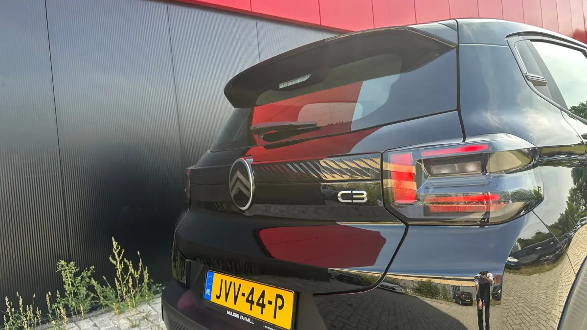 1.2 Turbo 100pk You | Cruise Control | Airco | Elektrische Ramen Voor | Parkeersensoren Achter | Lane Assist | Verkeersborden Herkenning | Cruise Control | Airco | Elektrische Ramen Voor | P