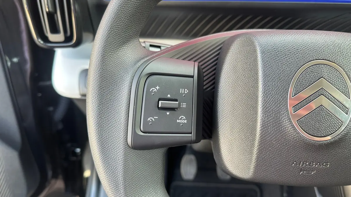 1.2 Turbo 100pk You | Cruise Control | Airco | Elektrische Ramen Voor | Parkeersensoren Achter | Lane Assist | Verkeersborden Herkenning | Cruise Control | Airco | Elektrische Ramen Voor | P