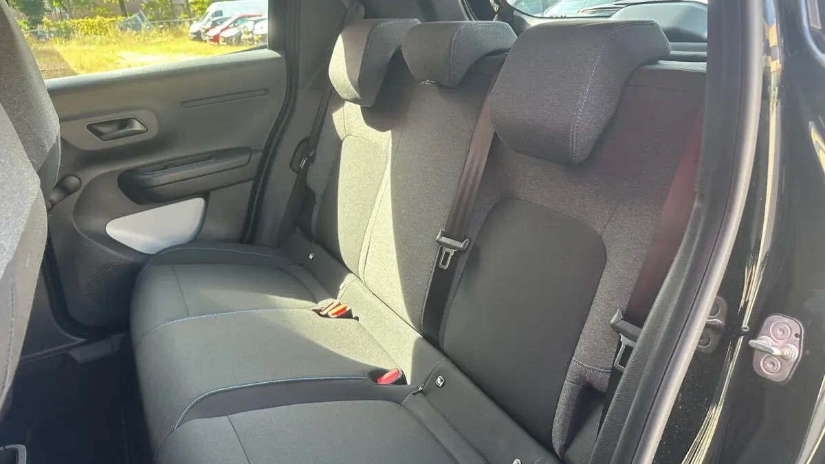 1.2 Turbo 100pk You | Cruise Control | Airco | Elektrische Ramen Voor | Parkeersensoren Achter | Lane Assist | Verkeersborden Herkenning | Cruise Control | Airco | Elektrische Ramen Voor | P