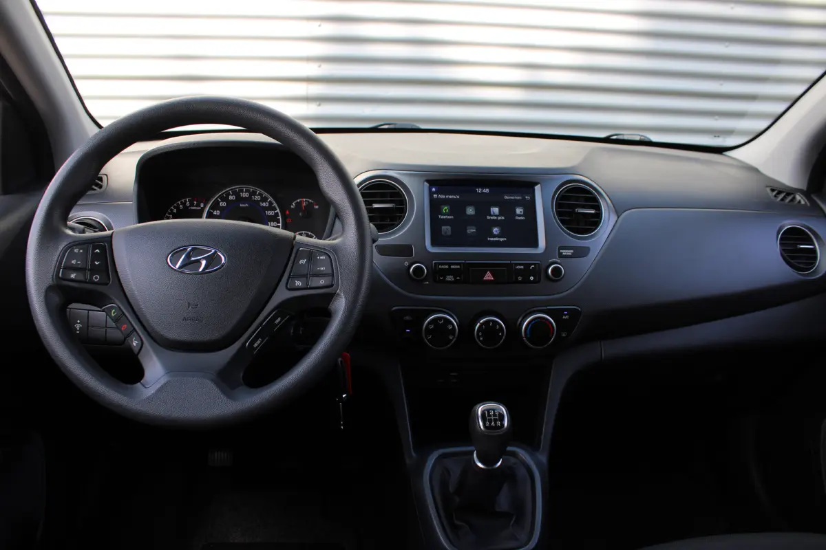 1.0i Comfort | Airco | Apple Carplay/Android Auto|telefoonintegratie premium | Cruisecontrol standaard