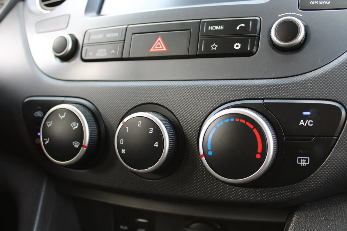 1.0i Comfort | Airco | Apple Carplay/Android Auto|telefoonintegratie premium | Cruisecontrol standaard