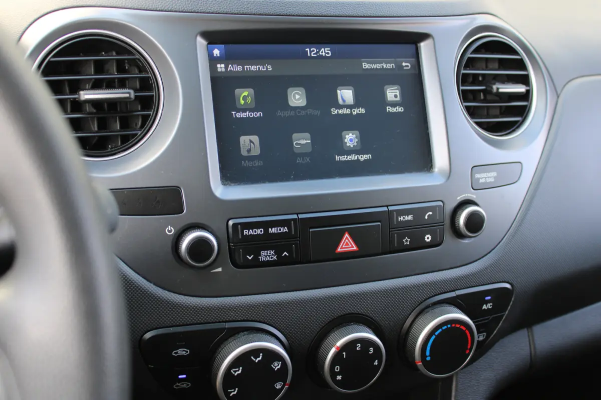 1.0i Comfort | Airco | Apple Carplay/Android Auto|telefoonintegratie premium | Cruisecontrol standaard