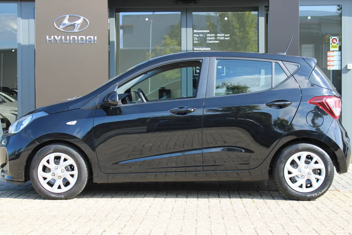 1.0i Comfort | Airco | Apple Carplay/Android Auto|telefoonintegratie premium | Cruisecontrol standaard