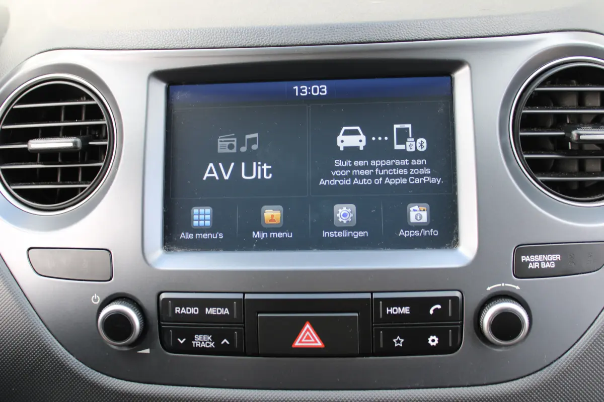 1.0i Comfort | Airco | Apple Carplay/Android Auto|telefoonintegratie premium | Cruisecontrol standaard