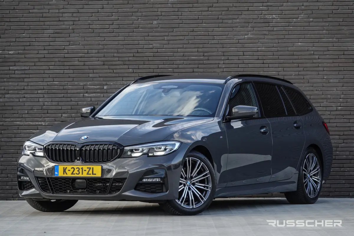 320d 190Pk Aut. | High Executive | M-sport | 360° Camera | Trekhaak | 18'' | Dravit Grau