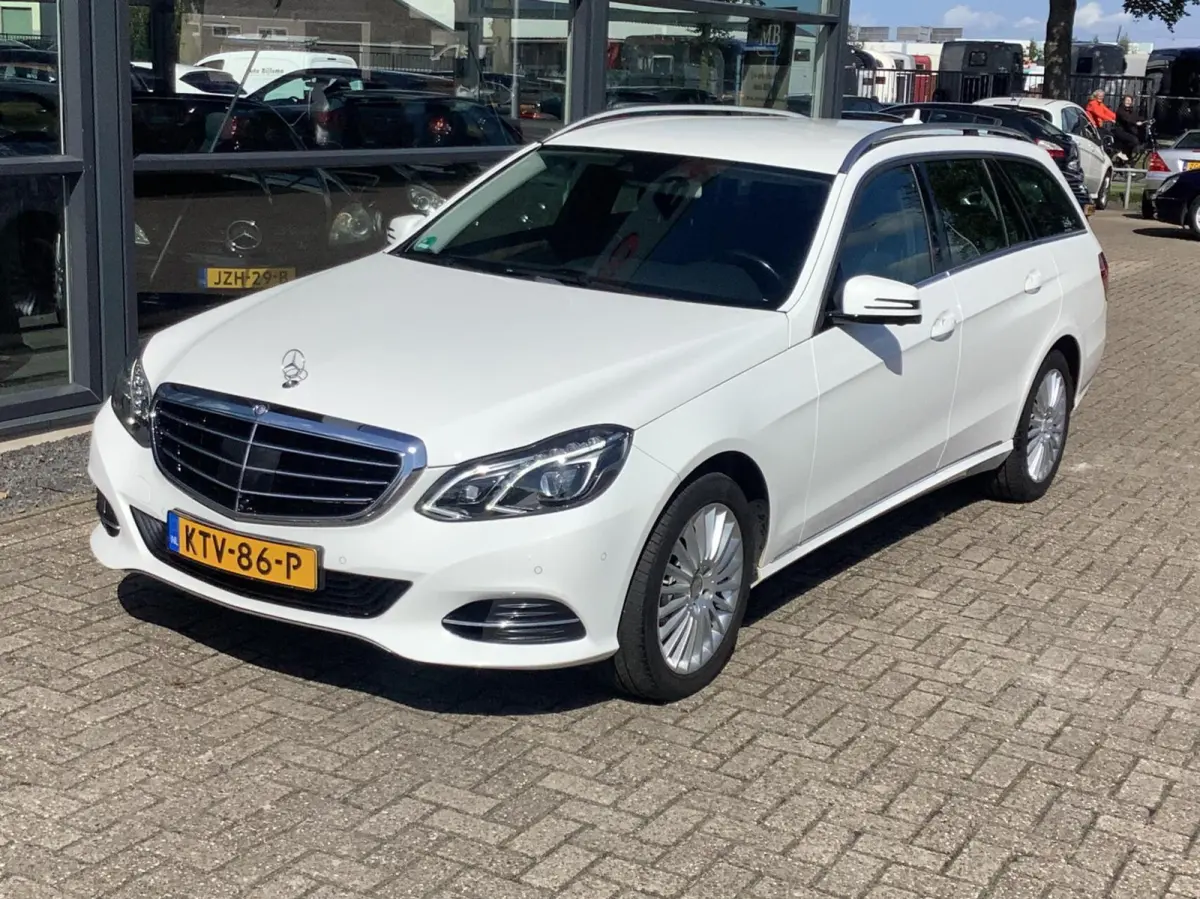 200 Ambition Elegance automaat, rondom camera, led, distronic, zeer compleet