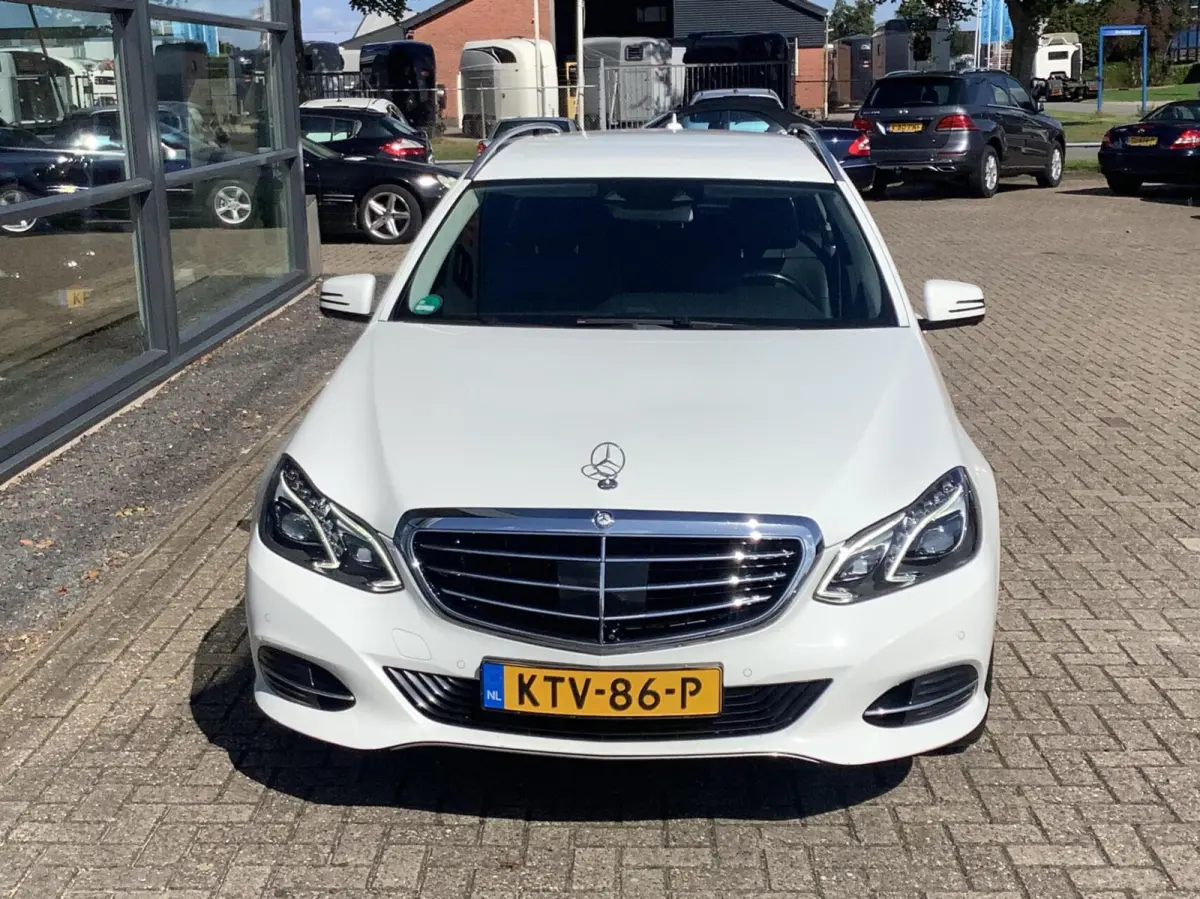 200 Ambition Elegance automaat, rondom camera, led, distronic, zeer compleet
