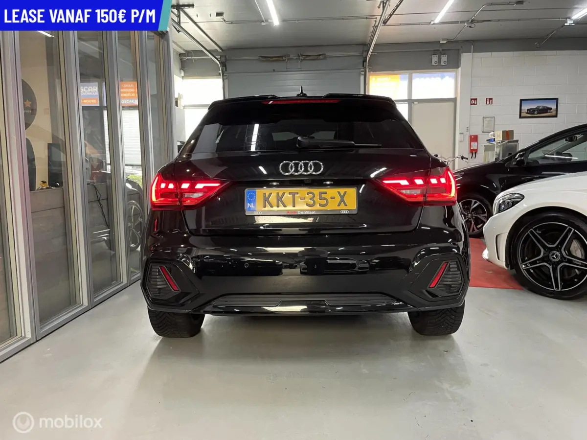 citycarver 35 TFSI 150 pk S TRONIC 3 X SLINE LED XENON NAVI CARPLAY CRUISE Advanced Edition