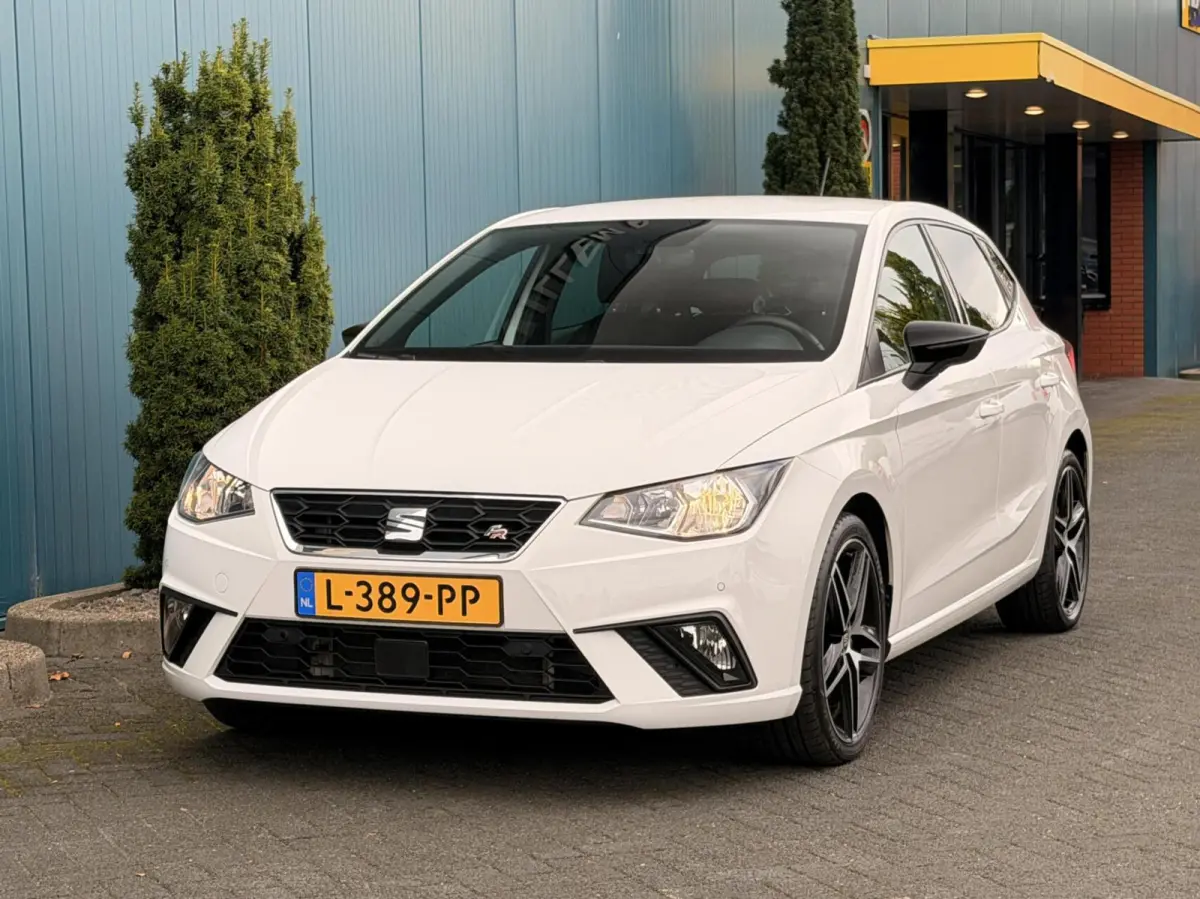 1.0 TSI FR Business Intense CARPLAY | CAM | 18"LMV | CRUISE | NAV | CAM | PDC | NAP | 1'EIG