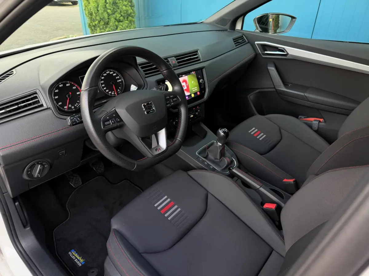 1.0 TSI FR Business Intense CARPLAY | CAM | 18"LMV | CRUISE | NAV | CAM | PDC | NAP | 1'EIG