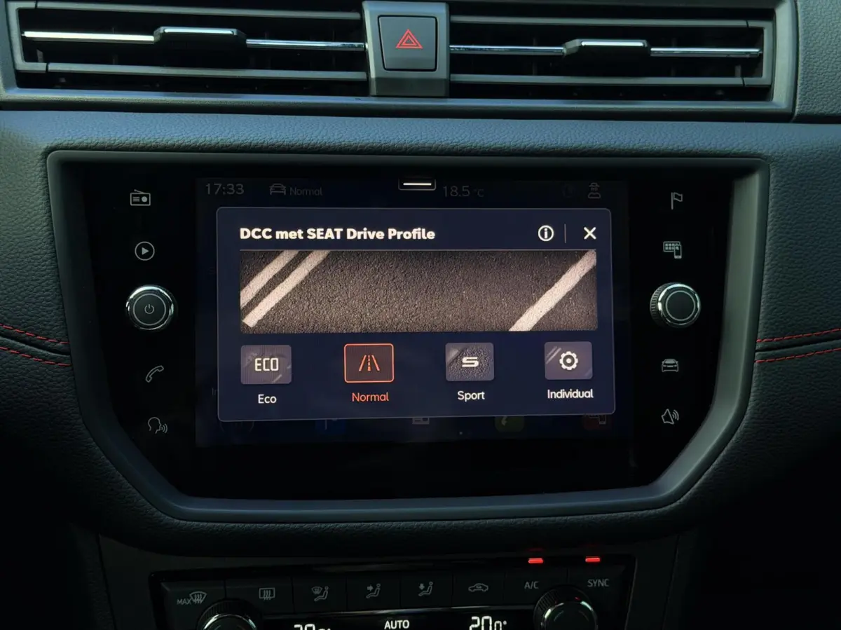 1.0 TSI FR Business Intense CARPLAY | CAM | 18"LMV | CRUISE | NAV | CAM | PDC | NAP | 1'EIG