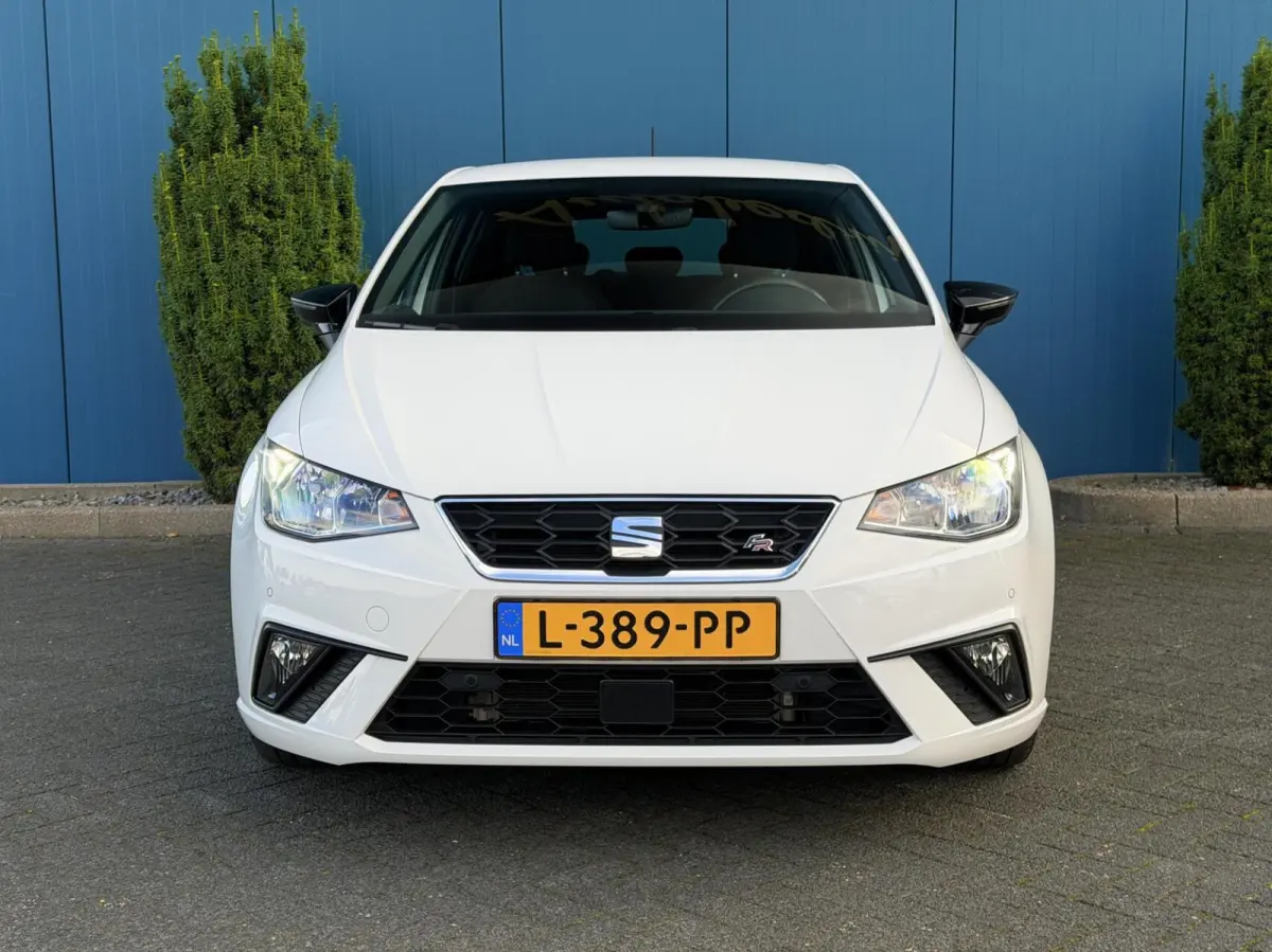 1.0 TSI FR Business Intense CARPLAY | CAM | 18"LMV | CRUISE | NAV | CAM | PDC | NAP | 1'EIG
