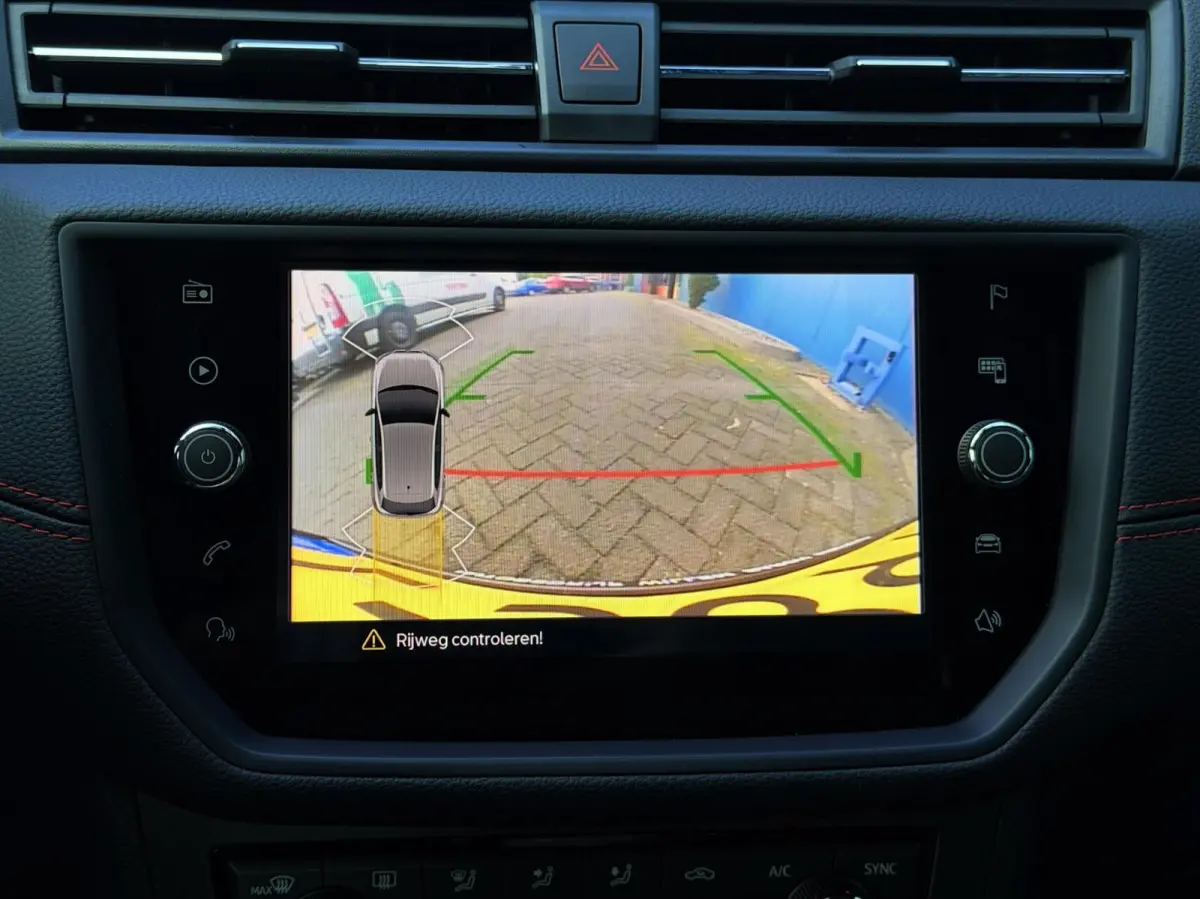 1.0 TSI FR Business Intense CARPLAY | CAM | 18"LMV | CRUISE | NAV | CAM | PDC | NAP | 1'EIG