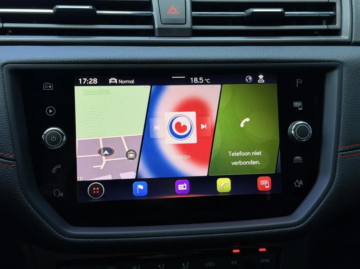 1.0 TSI FR Business Intense CARPLAY | CAM | 18"LMV | CRUISE | NAV | CAM | PDC | NAP | 1'EIG