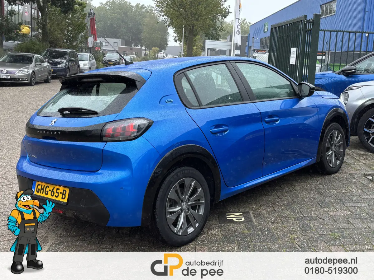 EV Active Pack 50 kWh GARANTIE/CCS/STOELVERW./CRUISE/CLIMA/CARPLAY/PARKEERSENS./LICHTMETAAL rijklaarprijs!