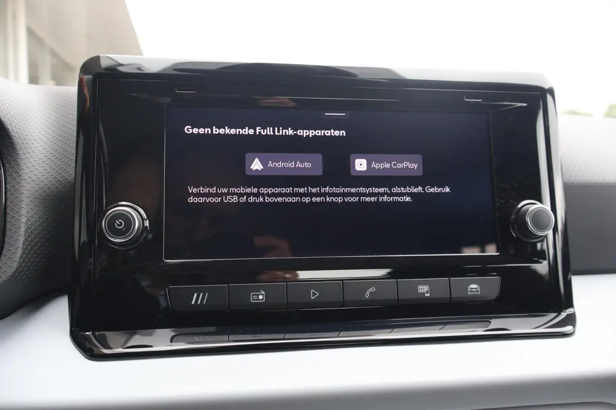 1.0 EcoTSI 95pk Style | Carplay | PDC | DAB Radio | Cruise Control