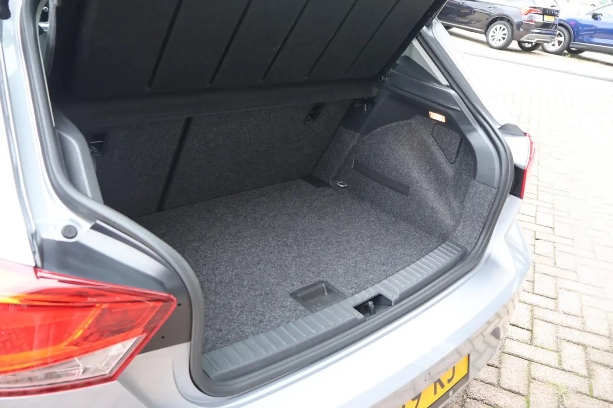 1.0 EcoTSI 95pk Style | Carplay | PDC | DAB Radio | Cruise Control