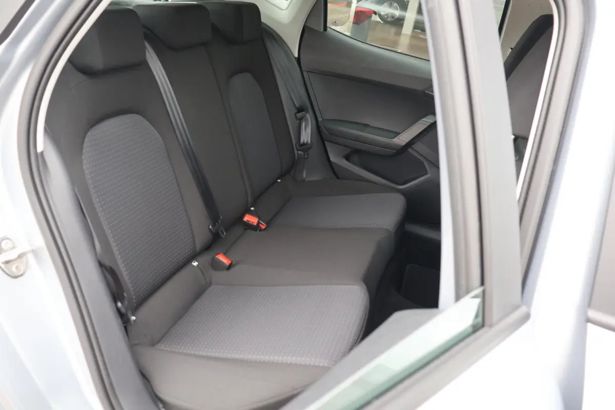 1.0 EcoTSI 95pk Style | Carplay | PDC | DAB Radio | Cruise Control
