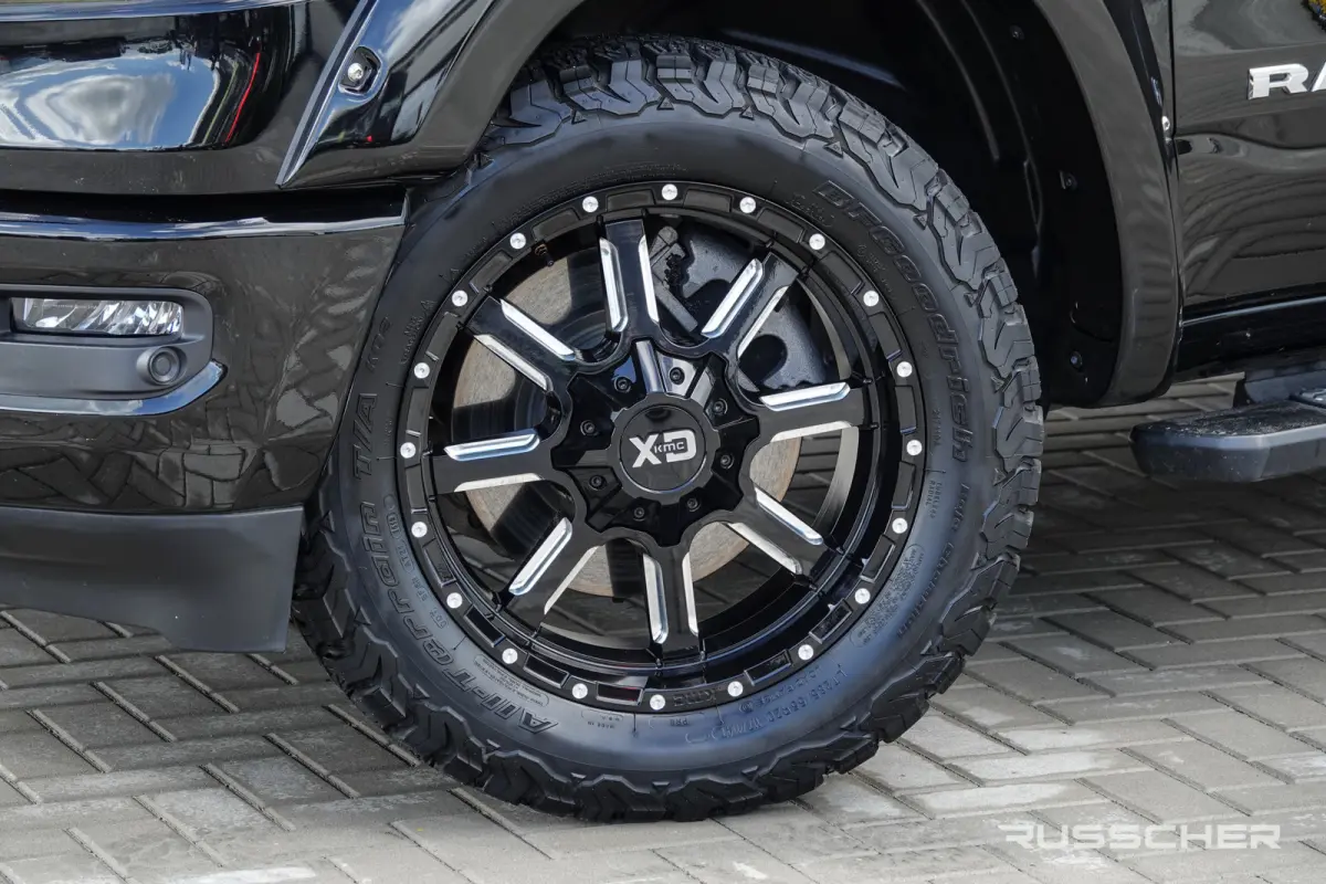 1500 5.7 V8 401Pk 4x4 | Crew Cab | Laramie | Leder | Achteruitrijcamera | Trekhaak | 20''