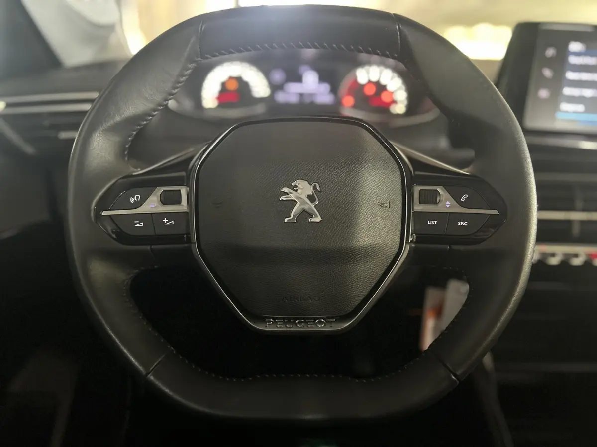 1.2 PureTech Active | Cruise Control | Apple Carplay/Android Auto | Airco