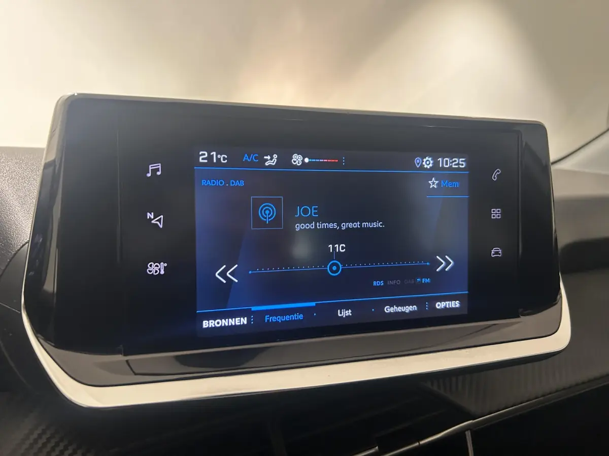 1.2 PureTech Active | Cruise Control | Apple Carplay/Android Auto | Airco